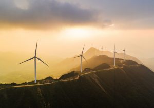 Windfarm als Metapher für den Artikel zur Thematik "Wieso nehmen ESG-Investitionen zu?"