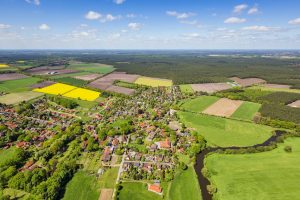 Blick auf eine Region in Deutschland als Metapher für den Artikel "Regionalität, Nachhaltigkeit und Wertewandel bei Banken"