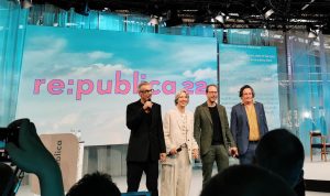 re:pubica 22: Johnny Haeusler, Tanja Haeusler, Markus Beckedahl und Andreas Gebhard